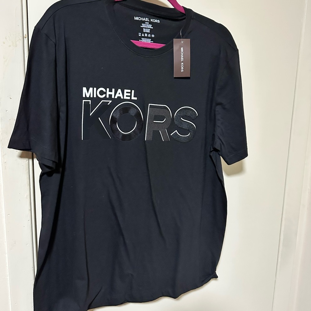 Black Michael kors Tshirt